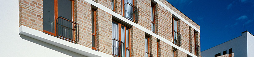 Barbican Büro- und Wohnkomplex Építész Stúdió - Pécs (H) - 2003, Foto Wienerberger Barbican Büro- und Wohnkomplex Építész Stúdió - Pécs (H) - 2003, Foto Wienerberger
