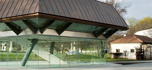 Architekturpreis Burgenland, Soeben wurden die Preisträger gekürt, unter ihnen das Eiermuseum für Wander Bertoni, meisterhaft integriert in bukolische Landschaft und historische Nachbarschaft, in transparenter Leichtigkeit realisiert von gaupenraub +/-, fotografiert von Patricia Weisskirchner. Architekturpreis Burgenland, Soeben wurden die Preisträger gekürt, unter ihnen das Eiermuseum für Wander Bertoni, meisterhaft integriert in bukolische Landschaft und historische Nachbarschaft, in transparenter Leichtigkeit realisiert von gaupenraub +/-, fotografiert von Patricia Weisskirchner.