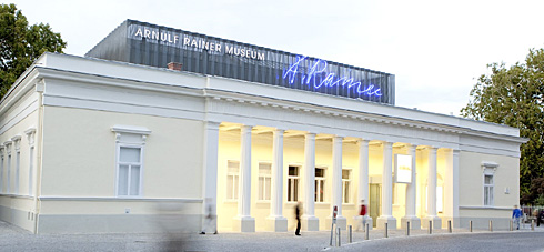 Arnulf Rainer Museum, In Baden steht das neue Arnulf Rainer Museum. Die Heimstatt im historischen Frauenbad wünschte sich der Maler. Lottersberger-Messner-Dumpelnik adaptierten, Erich Kronsteiner fotografierte. Arnulf Rainer Museum, In Baden steht das neue Arnulf Rainer Museum. Die Heimstatt im historischen Frauenbad wünschte sich der Maler. Lottersberger-Messner-Dumpelnik adaptierten, Erich Kronsteiner fotografierte.