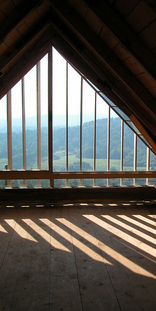 vineyard cottage „the house in front of the sun“ Foto: Rok Žnidaršič
