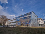 Werkstättengebäude der Tiroler Fachberufsschule Metalltechnik Foto: Günter Richard Wett