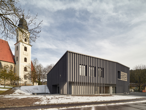 Gemeindezentrum Zell am Pettenfirst, Foto: Kurt Hörbst