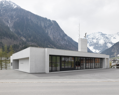 Bauhof und Vereinshaus, Foto: Adolf Bereuter