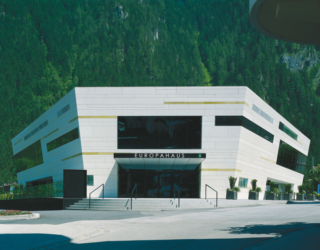 Ein Foto von Angelo Kaunat