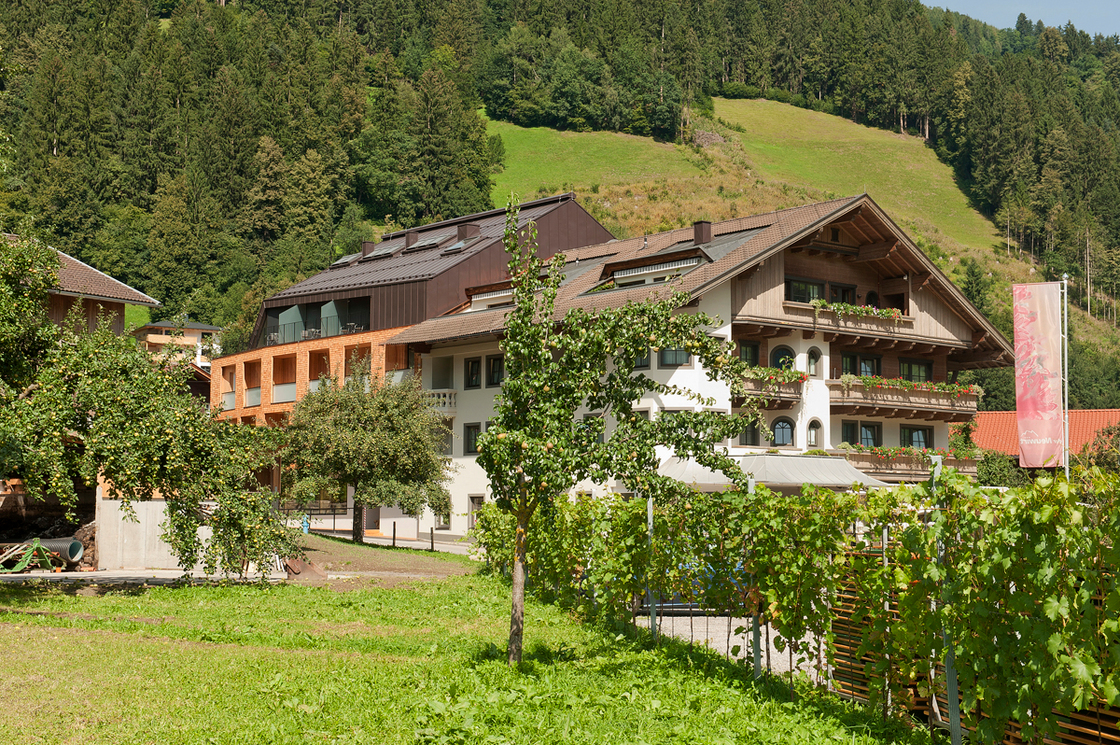 Ein Foto von Angelo Kaunat