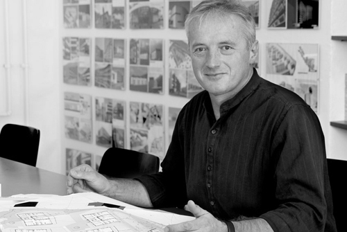 Ein Portraitfoto von Armin List