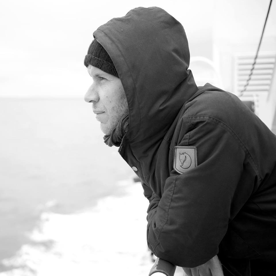 Ein Portraitfoto von David Schreyer