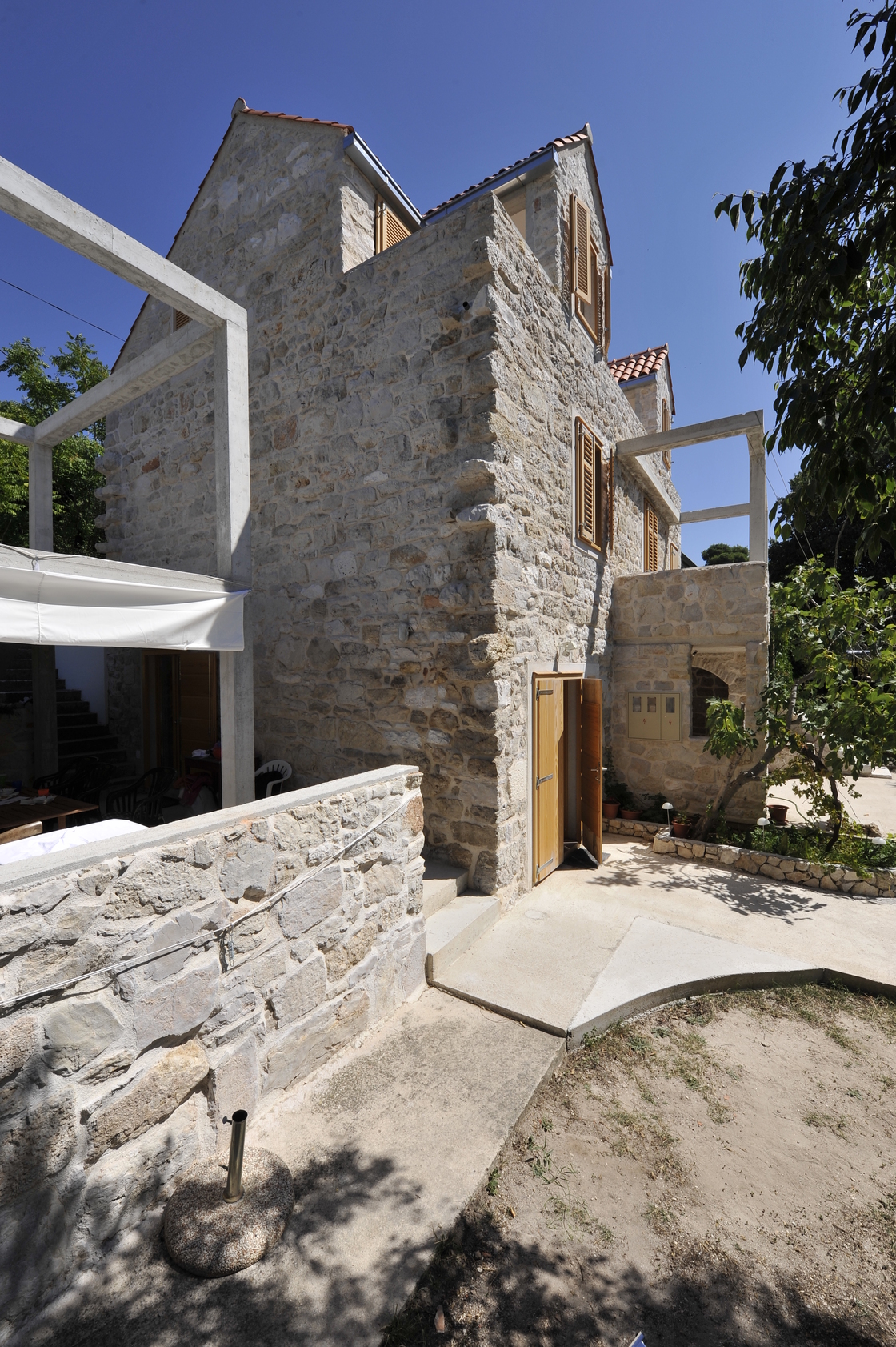 Ein Foto von Damil Kalogjera