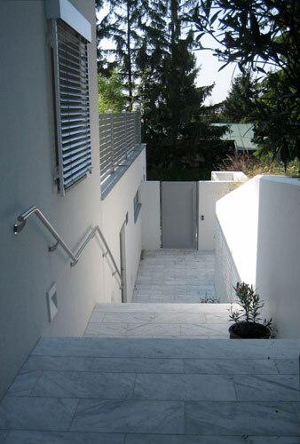 Ein Foto von Space Plus