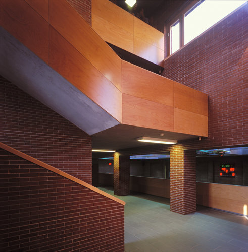 Ein Foto von János Szentiváni