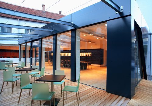 Ein Foto von Astrid Bartl