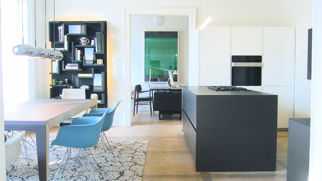 Ein Foto von destilat