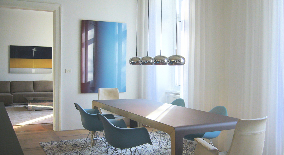 Ein Foto von destilat