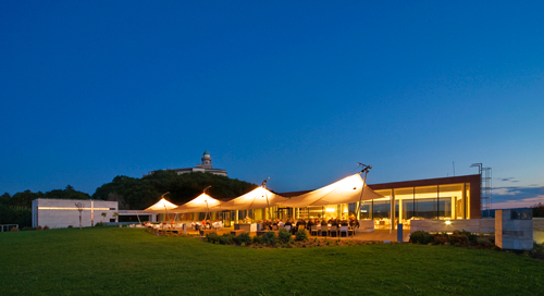 Ein Foto von Tamás Bujnovszky