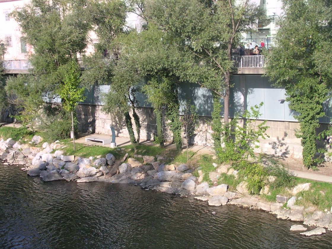 Ein Foto von Land in Sicht