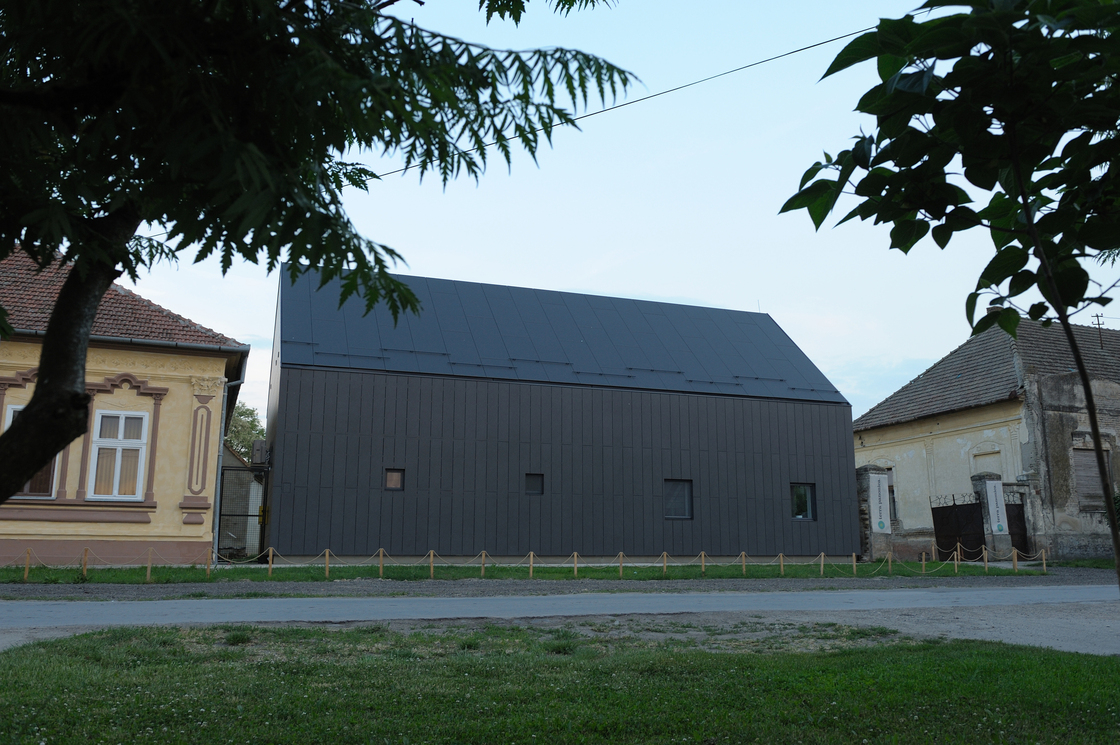 Ein Photo von Vladimir Sretenović