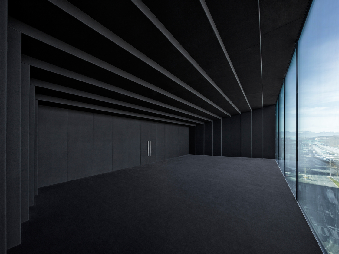 Ein Pressebild von Adolf Bereuter