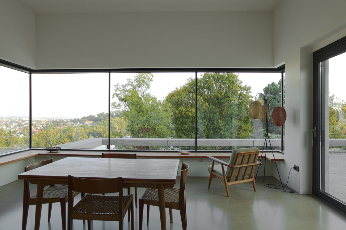 Ein Foto von Robert F. Hammerstiel