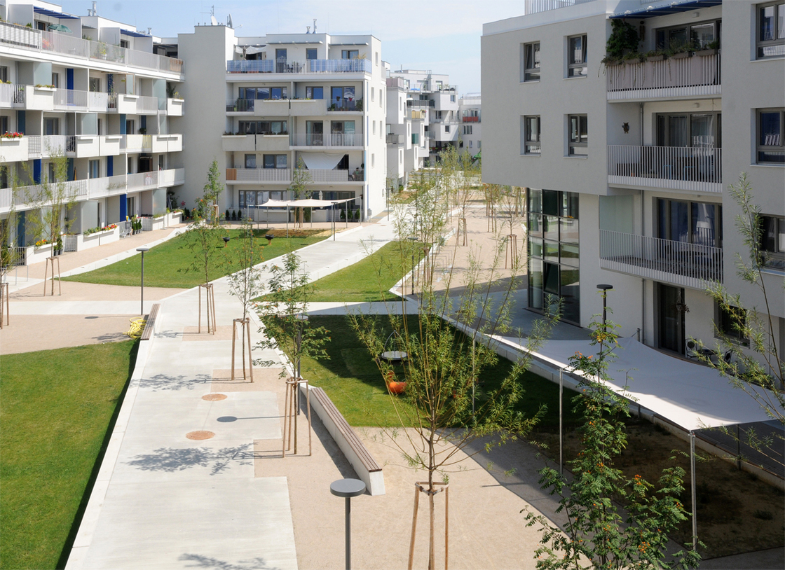 Ein Foto von rajek barosch landschaftsarchitektur