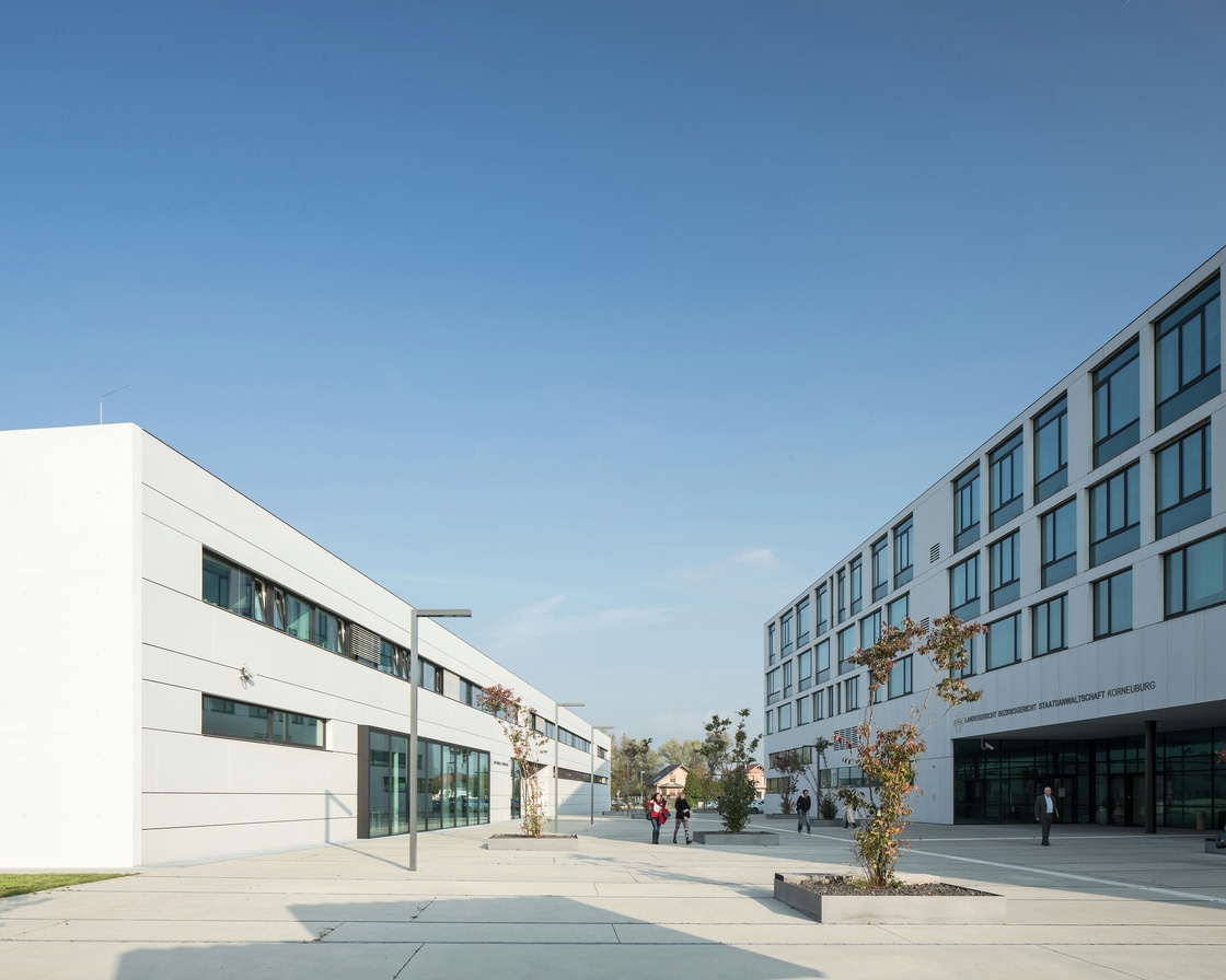 Ein Pressebild von Kurt Hörbst