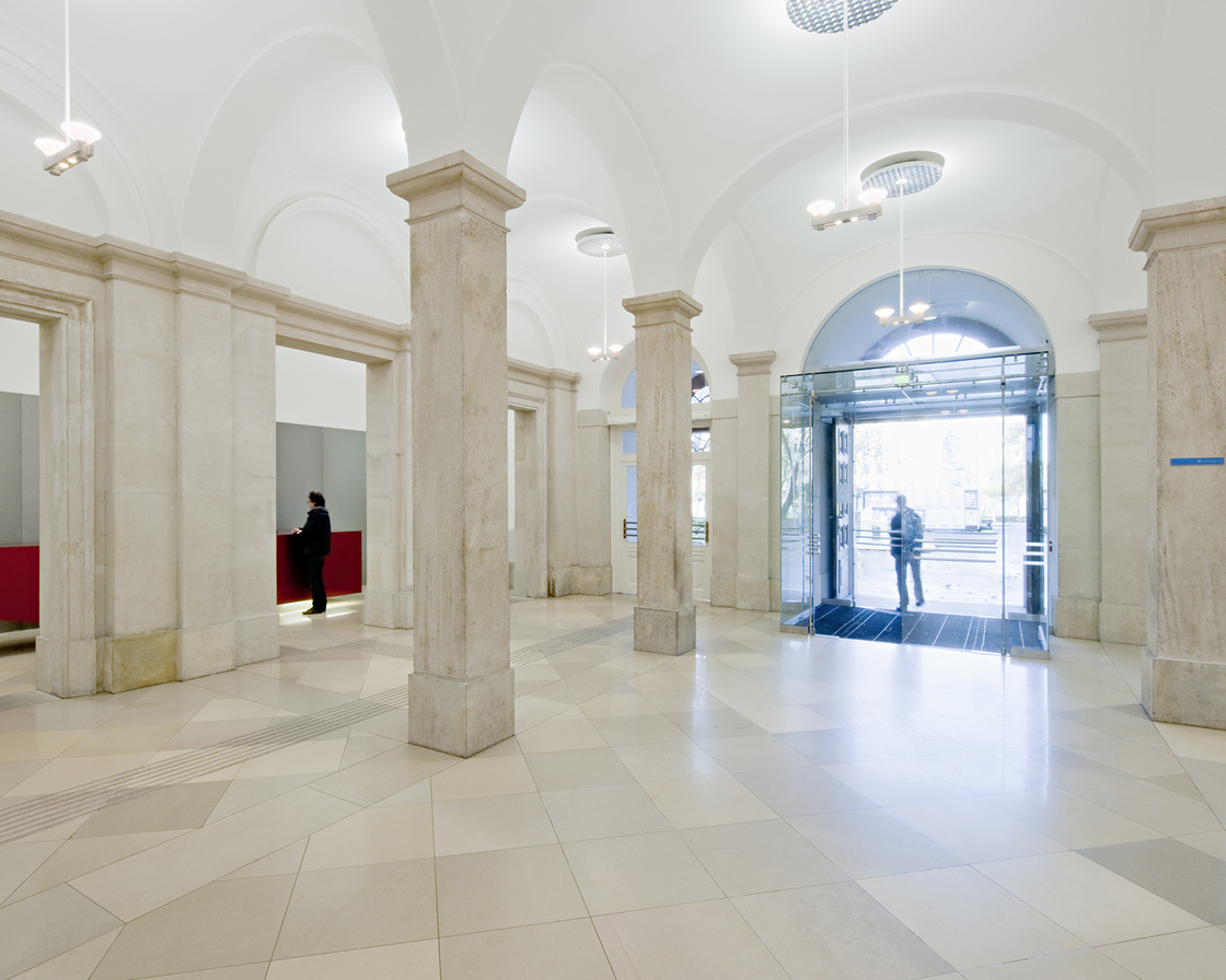 Ein Foto von Hertha Hurnaus