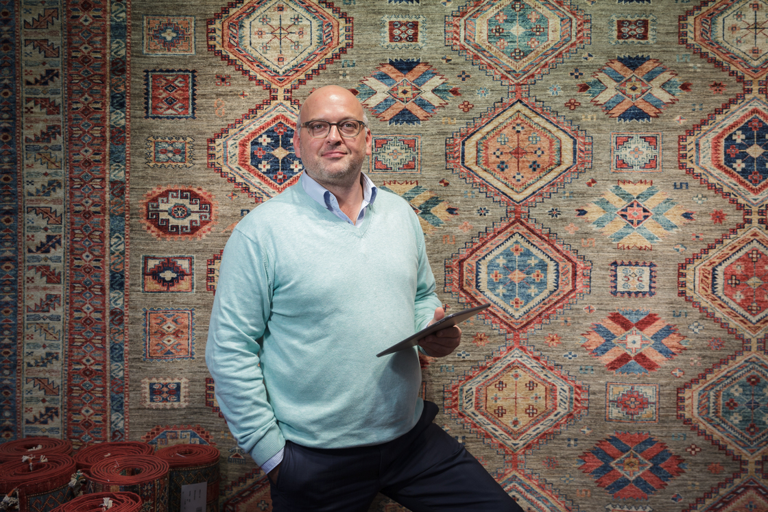 Ein Portraitfoto von Jana Madzigon