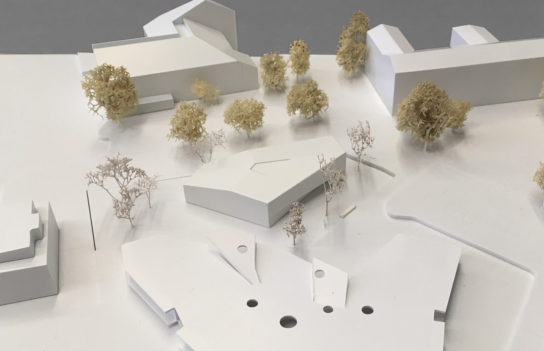 Ein Pressebild von dunkelschwarz