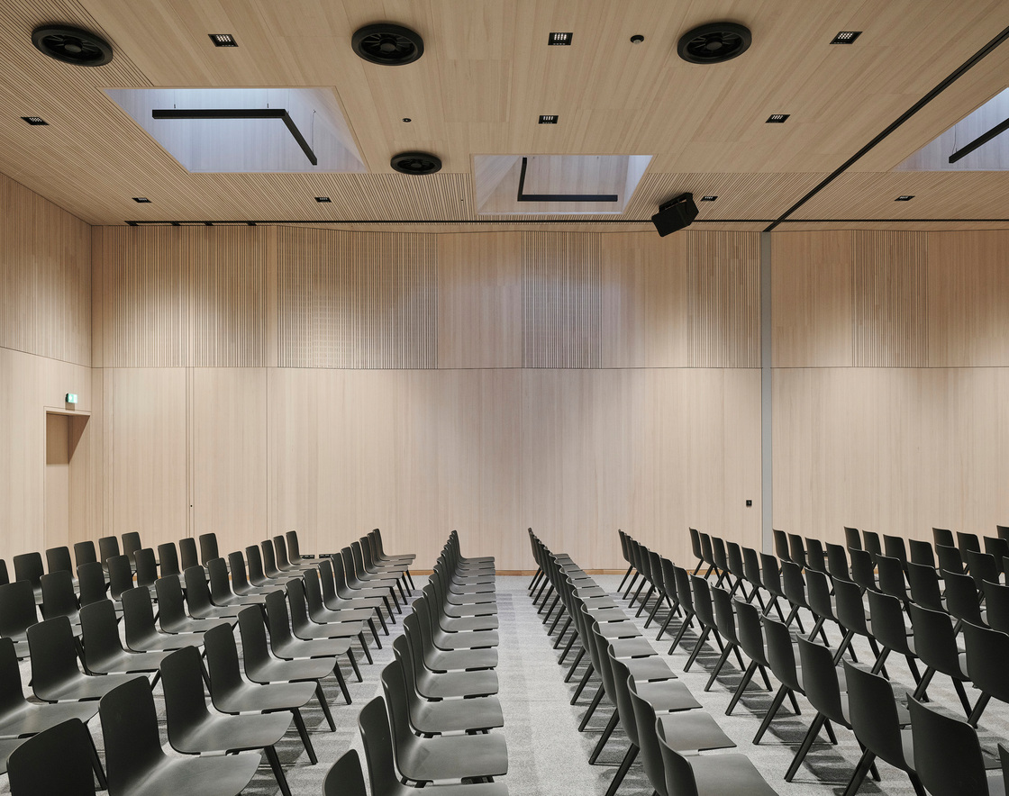 Ein Foto von David Schreyer