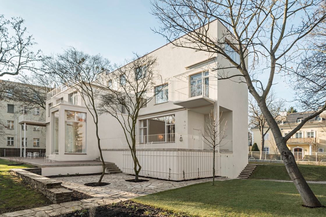 Ein Pressebild von Hertha Hurnaus