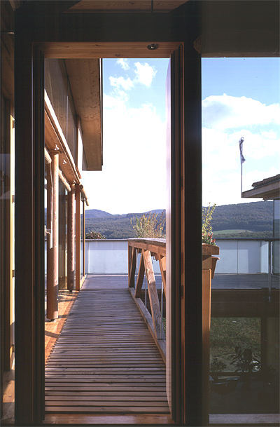 Ein Foto von James H. Morris