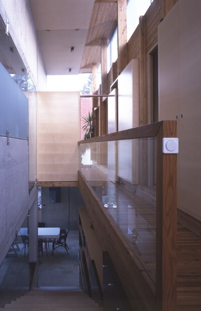 Ein Foto von James H. Morris