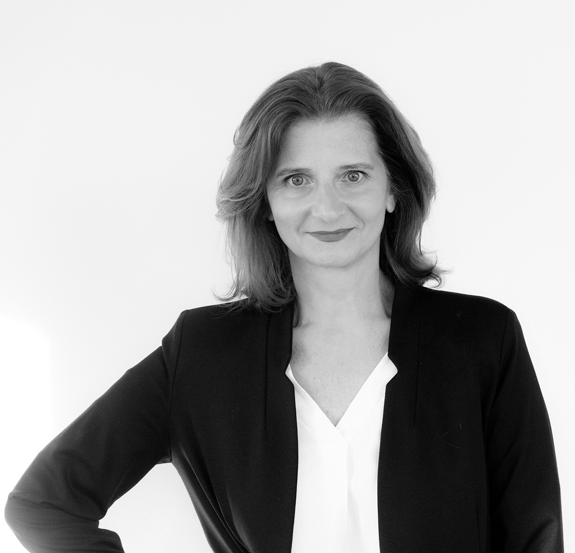 Ein Portraitfoto von Sabine Hauswirth