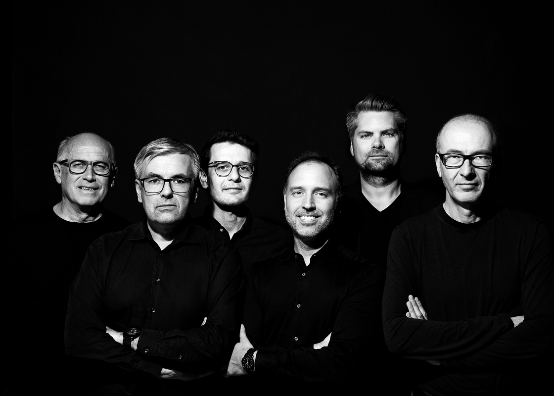 Ein Portraitfoto von Oskar Schmidt