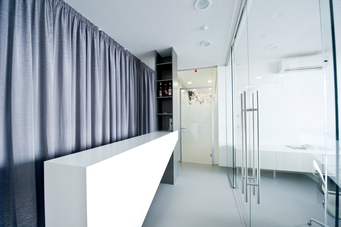 Ein Foto von destilat