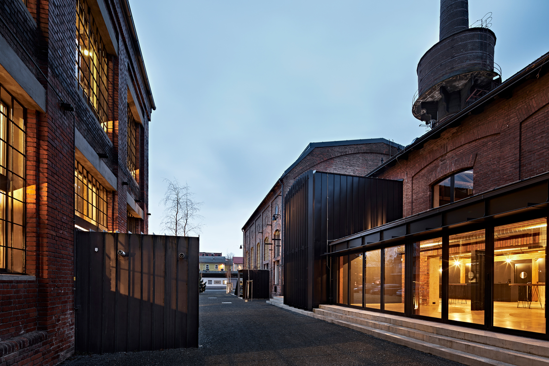 Ein Foto von Andrea Thiel Lhotáková