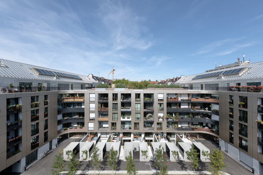 Ein Foto von Julia Knop