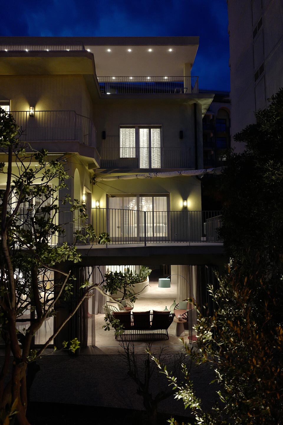 Ein Foto von Architect and Friends