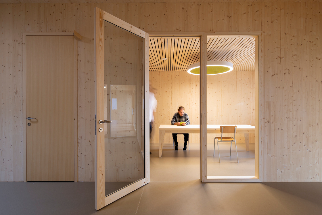 Ein Foto von Juri Troy