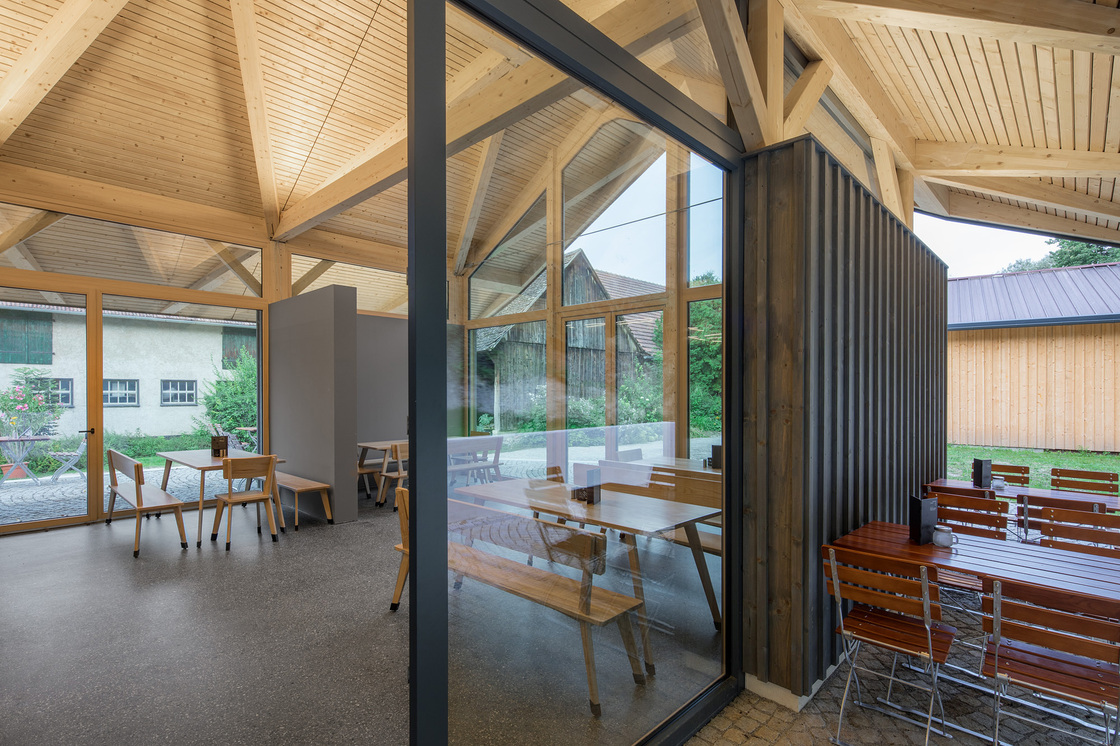 Ein Foto von Leonhard Hilzensauer