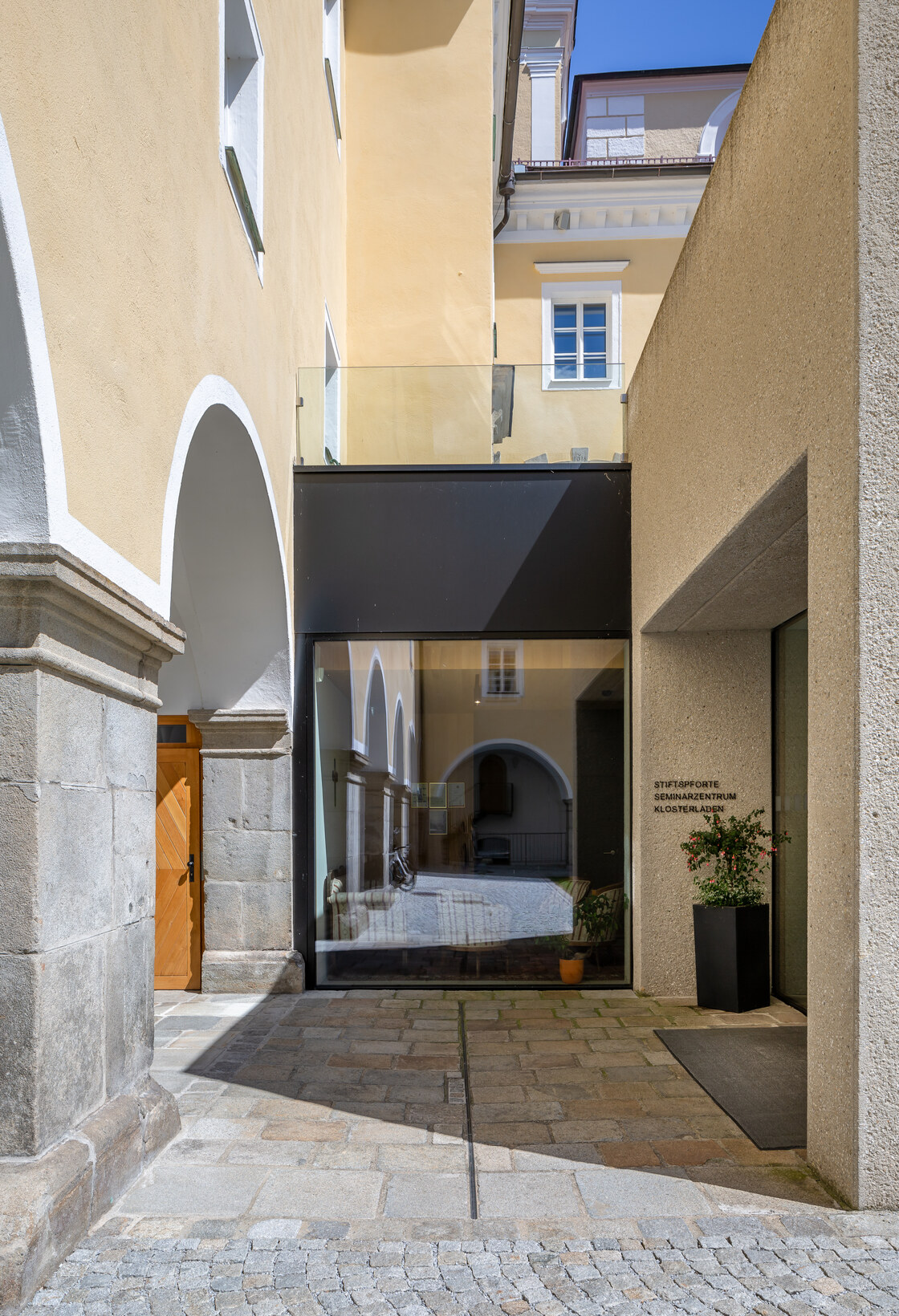 Ein Foto von Julia Wahl