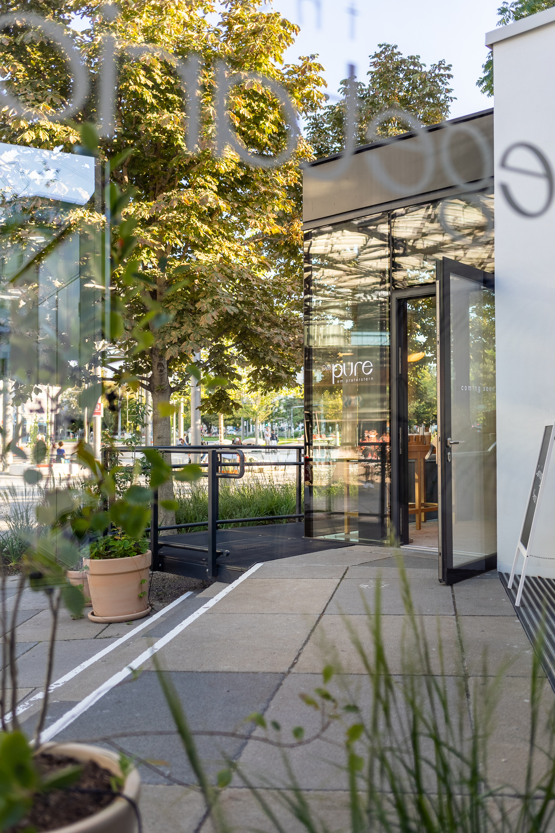 Ein Foto von Ákos Burg