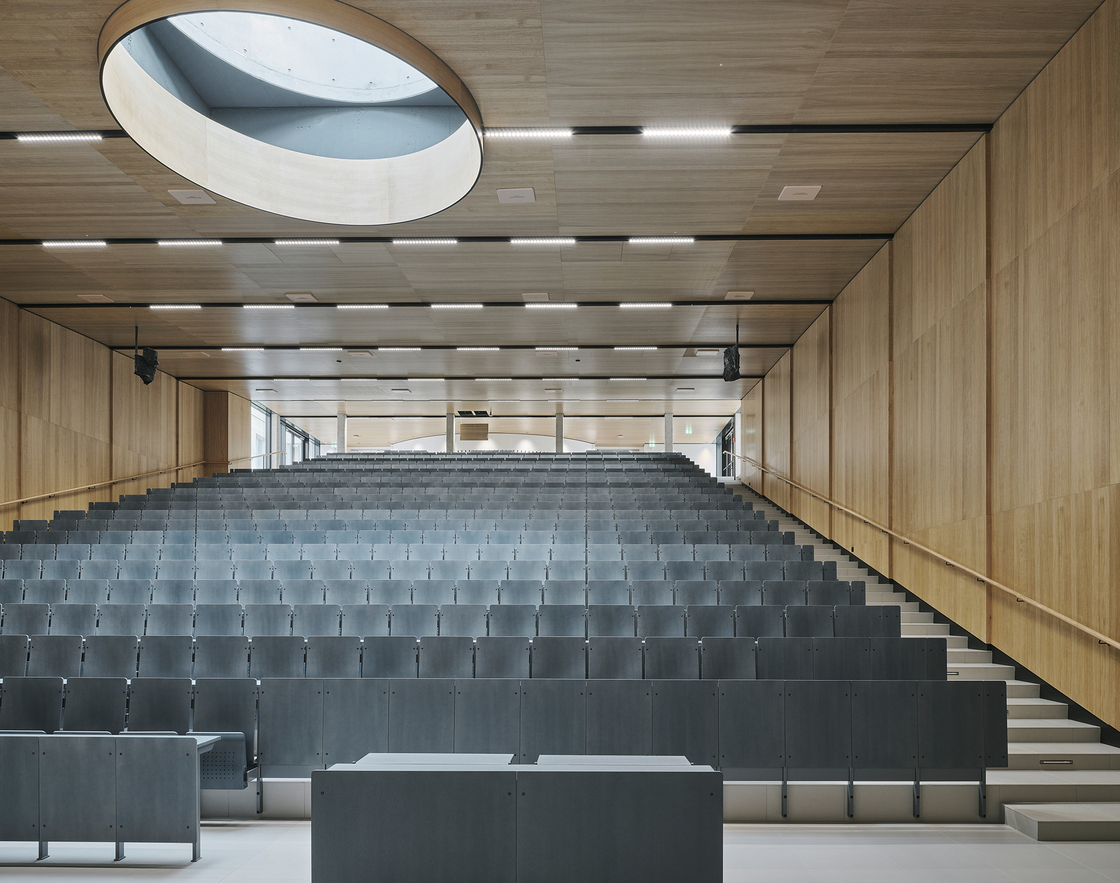 Ein Foto von David Schreyer