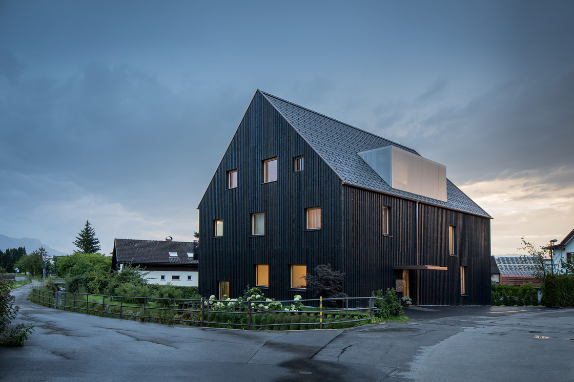 Ein Foto von Leonhard Hilzensauer