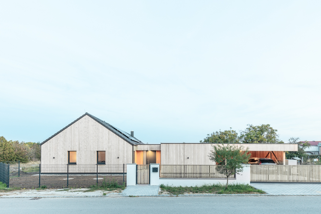 Ein Foto von tschinkersten