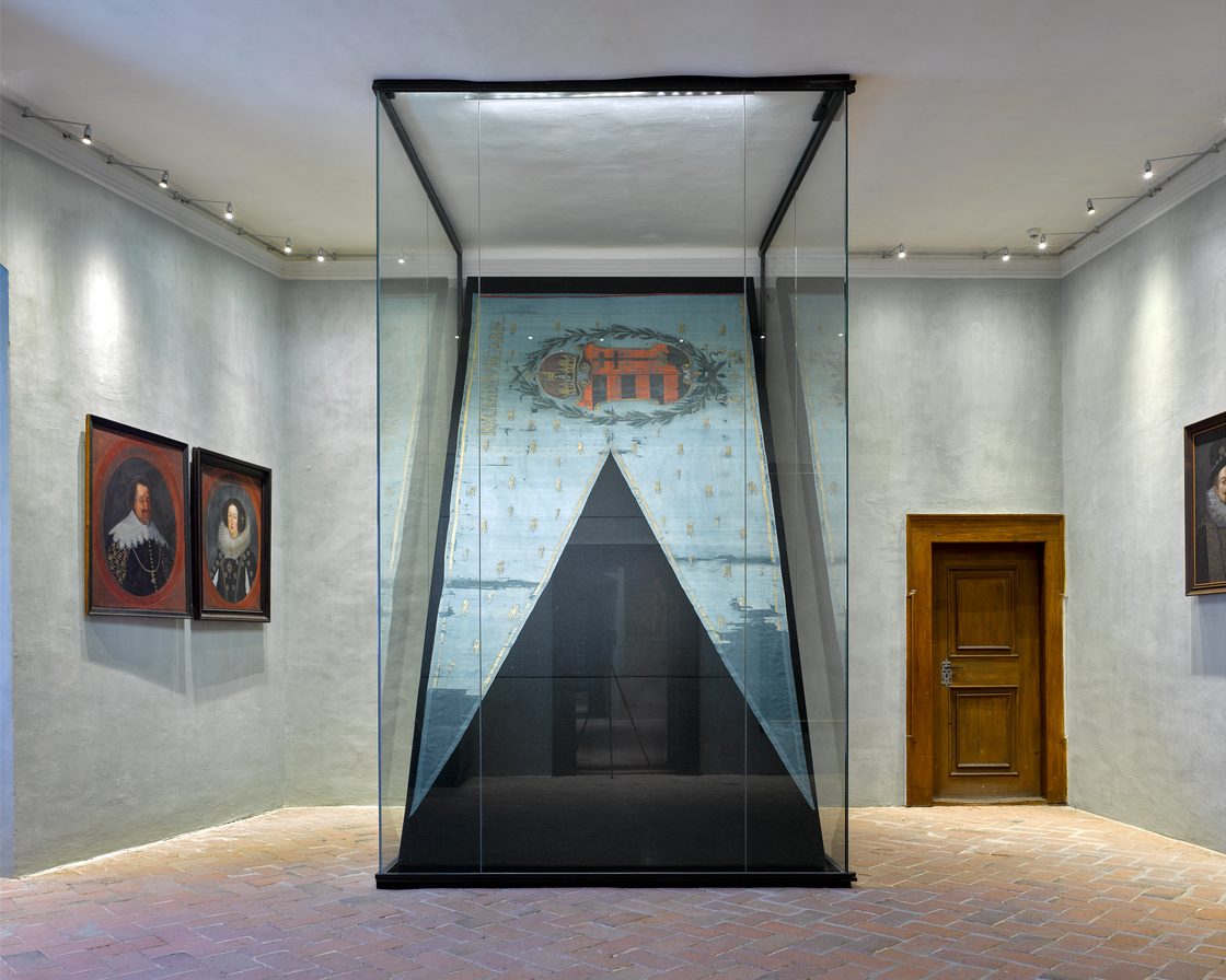 Ein Foto von James H. Morris