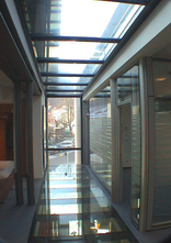 Bankgebäude RB und Platzgestaltung Anger, Foto: n17 architektur Rigler Architektur ZT-KG