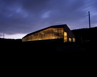 Cow Shed, Foto: Milo Keller