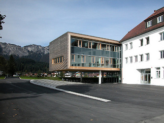 Landwirtschaftliche Lehranstalt Weitau, Foto: Günter Richard Wett