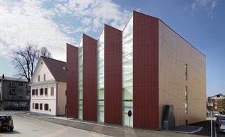 Stadtbibliothek Grosuplje, Foto: Miran Kambič