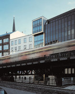 Wohn- und Geschäftshaus in Hamburg, Foto: Oliver Heissner